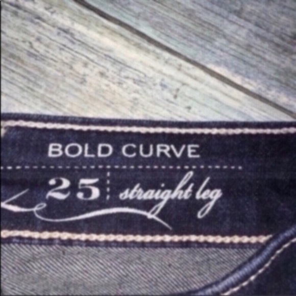 NWT Levi's Bold Curve Straight Leg Denim - Picture 4 of 6